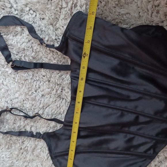 Sexy corset top - Picture 4 of 11